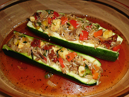 Gefüllte Zucchini-Schiffchen