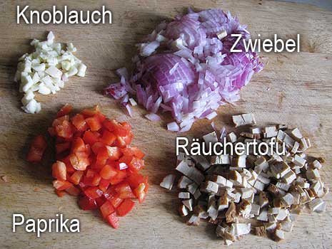 zwiebel knoblauch tofu paprika