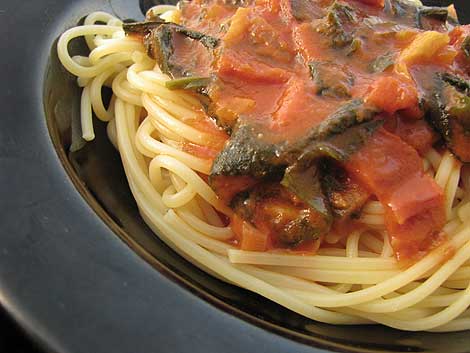 spaghetti marinara vegan